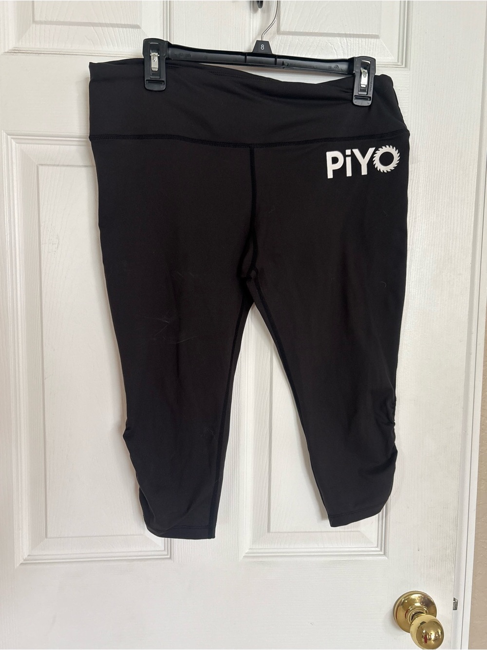 Beachbody PiYo Cropped Capri Leggings Women’s Large Black Yoga Workout Pants
